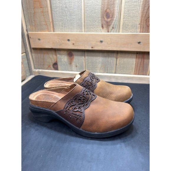 Ariat Womens Leather Slip-On Clogs With Laser-Cut Design Brown Size 8 - Picture 1 of 8